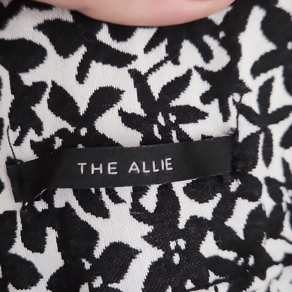 Lane Bryant Black White The Allie Holiday Pants Size 26 (2932) - Picture 6 of 7